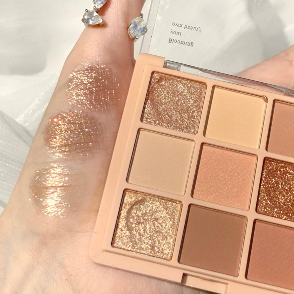 Bảng Phấn Mắt Màu Nhũ Kim Tuyến Kháng Nước