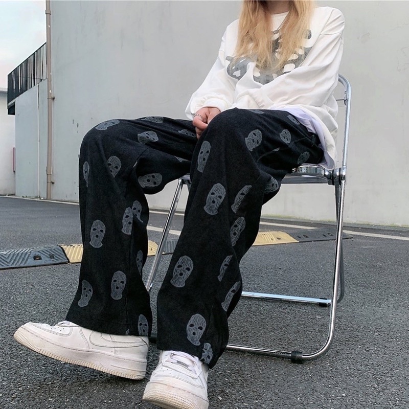 Quần culottes chất liệu nhung tăm hoạ tiết