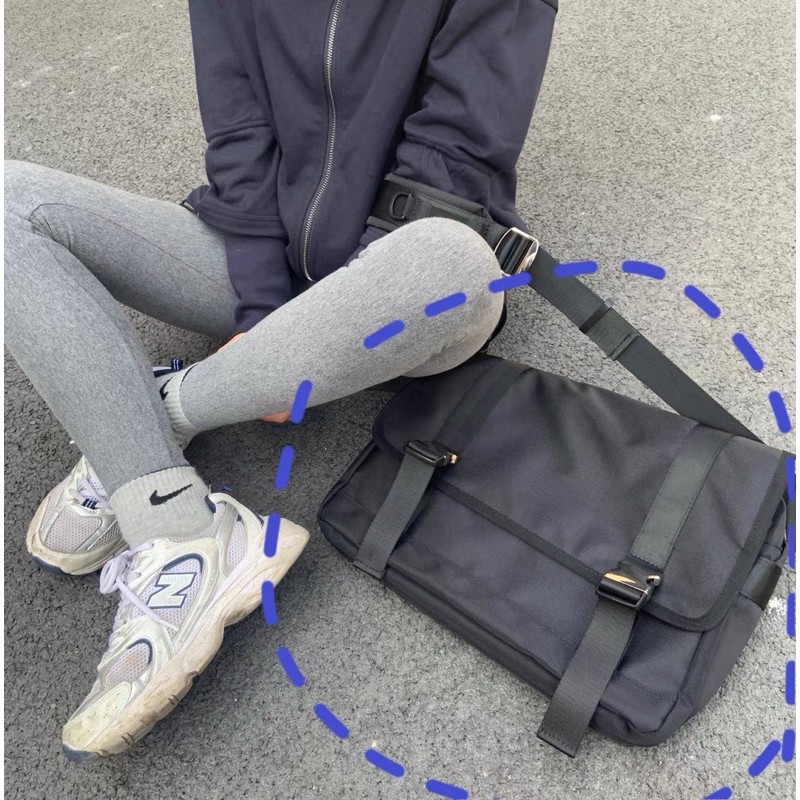Túi đeo chéo size to - thiết kế đệm vai dày dặn, chất vải chống thấm nước, đựng vừa Laptop 14inch và A4 - novstore