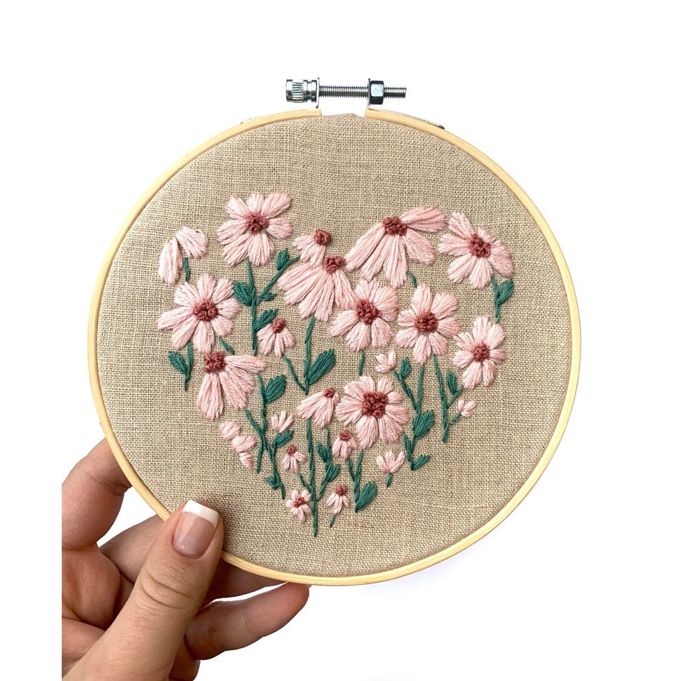 BỘ NGUYÊN LIỆU Tập Thêu Tay Thủ Công HOA TRÒN XINH XẮN/ DIY KIT THÊU TRANG TRÍ HOA MÙA HÈ/ MIE HANDMADE