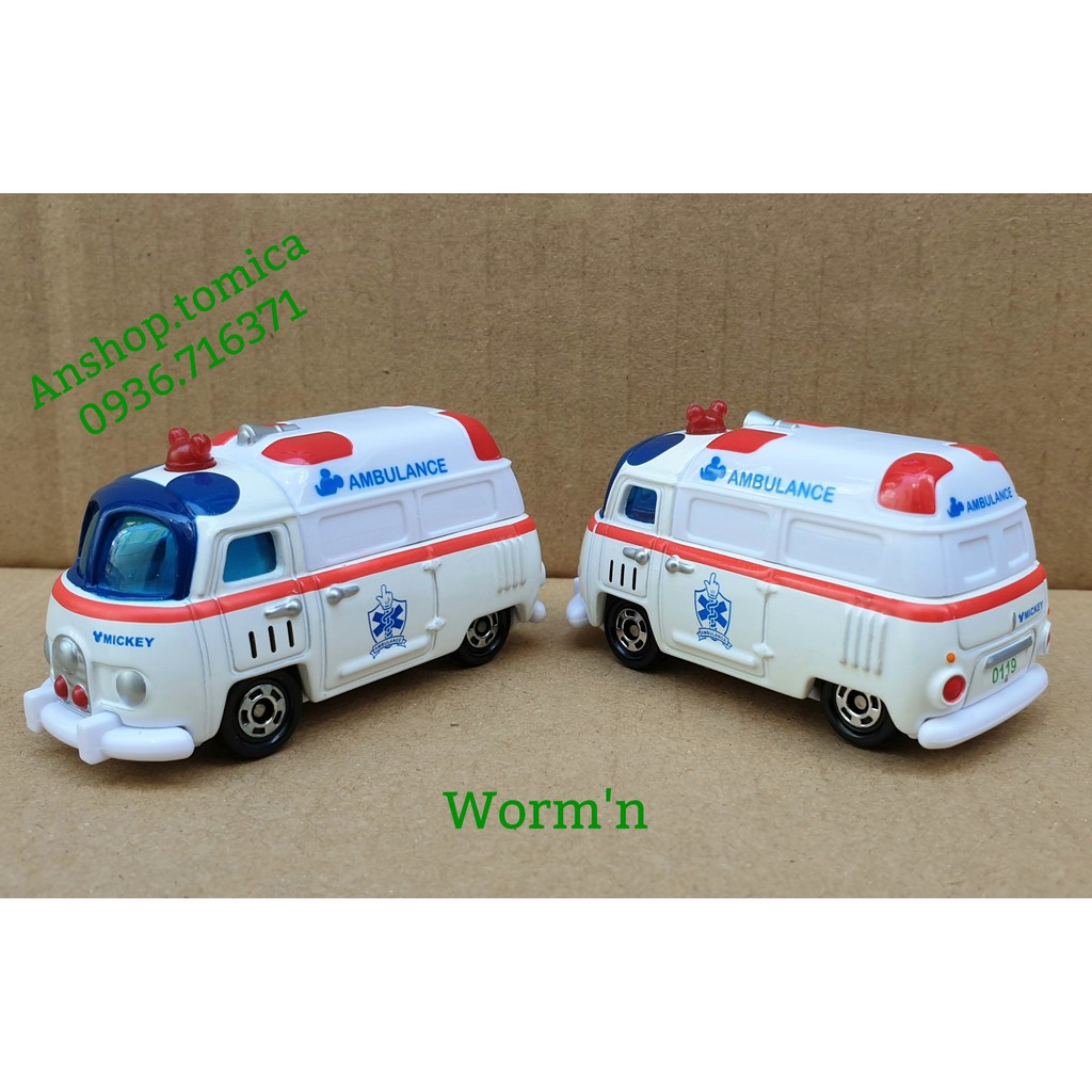 Mô hình xe cứu thương hoạt hình tomica Nhật bản