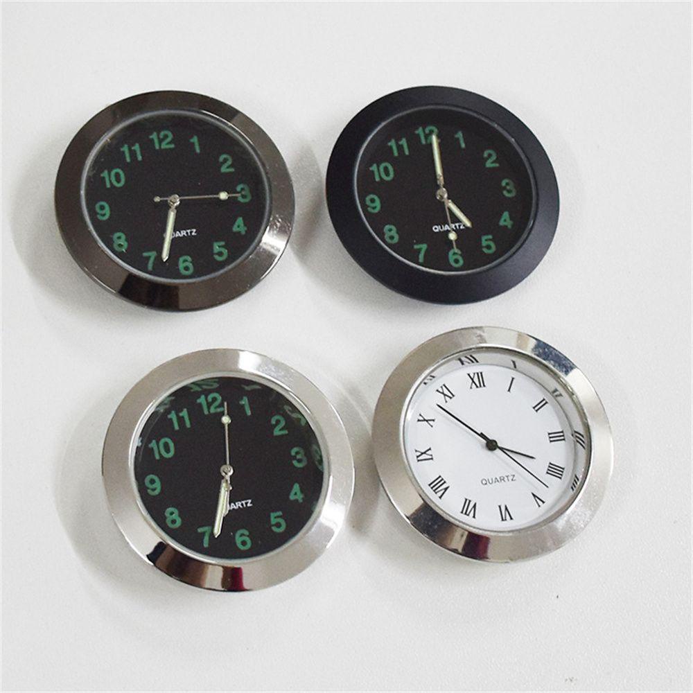 Đồng Hồ Kỹ Thuật Số Dạng Dính Dát Đá Xu Hướng Mới Cho Xe Hơi