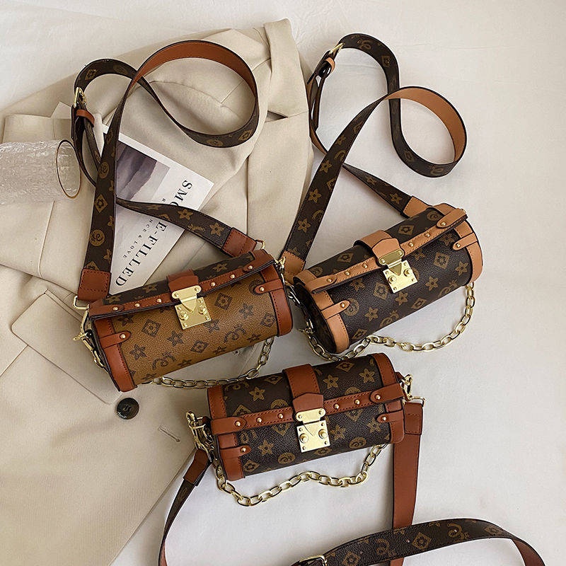 Tíu xách nữ Túi Đeo Chéo Dây Xích Cao Cấp Phong Cách Retro Mùa Đông Mới