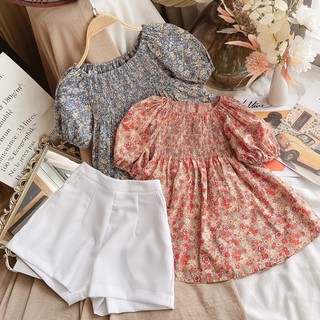Set Áo Peplum Hoa Nhún Chỉ Tay Bồng Kèm Short