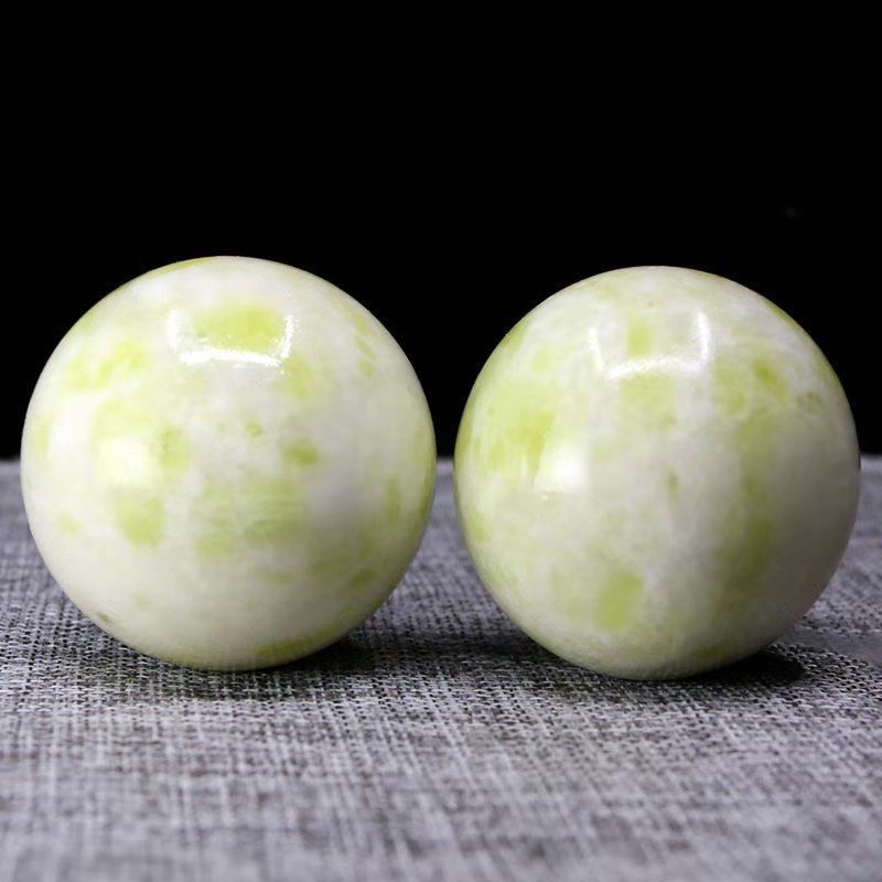 Bóng mát xa tay bằng ngọc bích tự nhiên an toàn cho bé