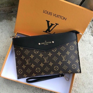 Ví cầm tay lv (Ảnh thật shop chụp)