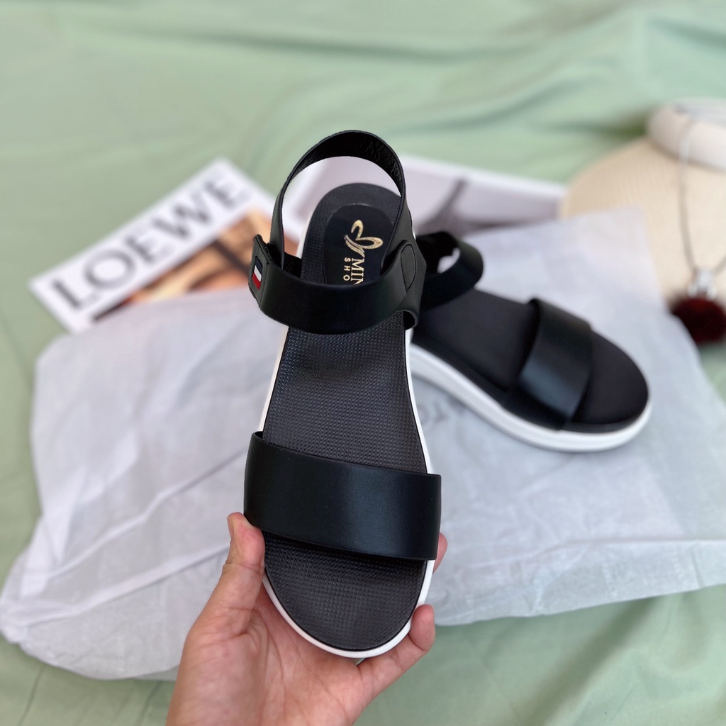 Min's Shoes - Giày Xăng Đan Kháng Nước Quai Ngang S320