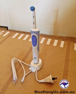 Máy đánh răng Oral B Úc