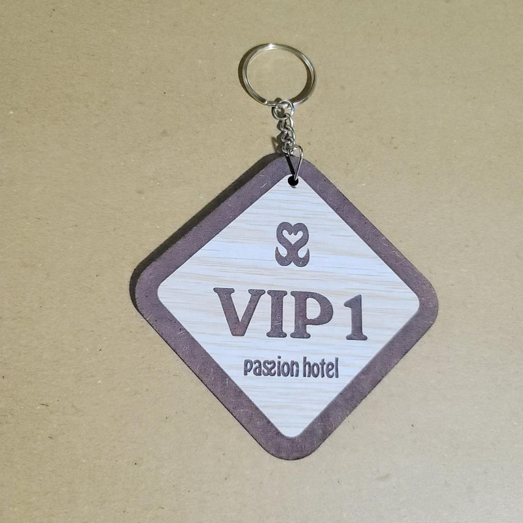 Móc khóa số phòng, logo, tên khách sạn, nhà nghỉ, homestay thiết kế theo yêu cầu