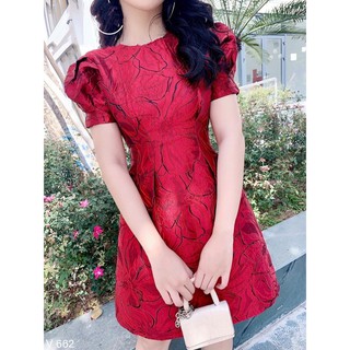 Đầm gấm đỏ tay phồng form đẹp