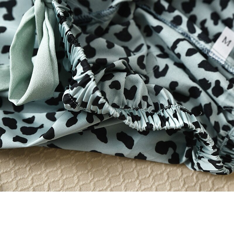  Bộ đồ ngủ dài tay họa tiết da báo thời trang cho nữ | BigBuy360 - bigbuy360.vn