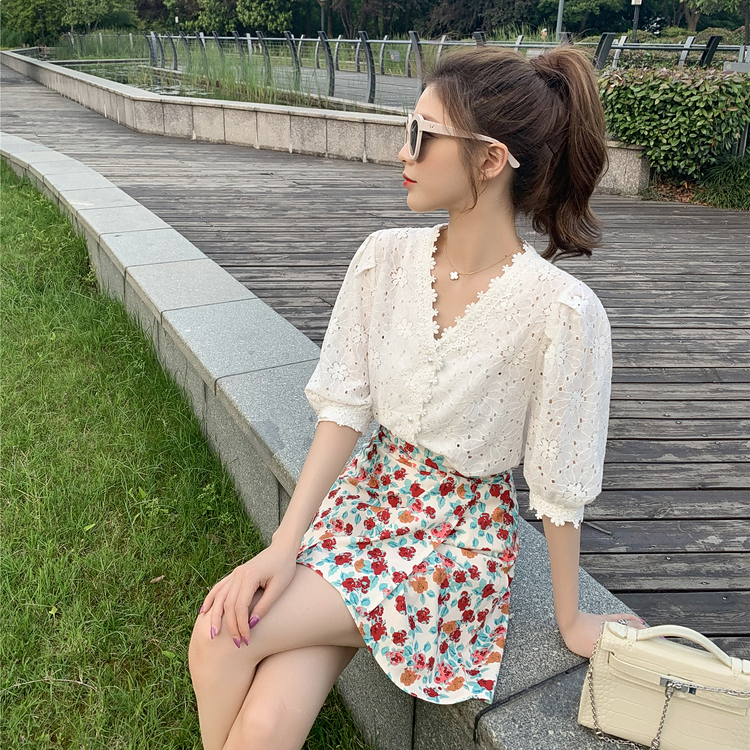 SUXI Áo sơ mi tay ngắn cổ V phối ren phong cách retro nữ tính