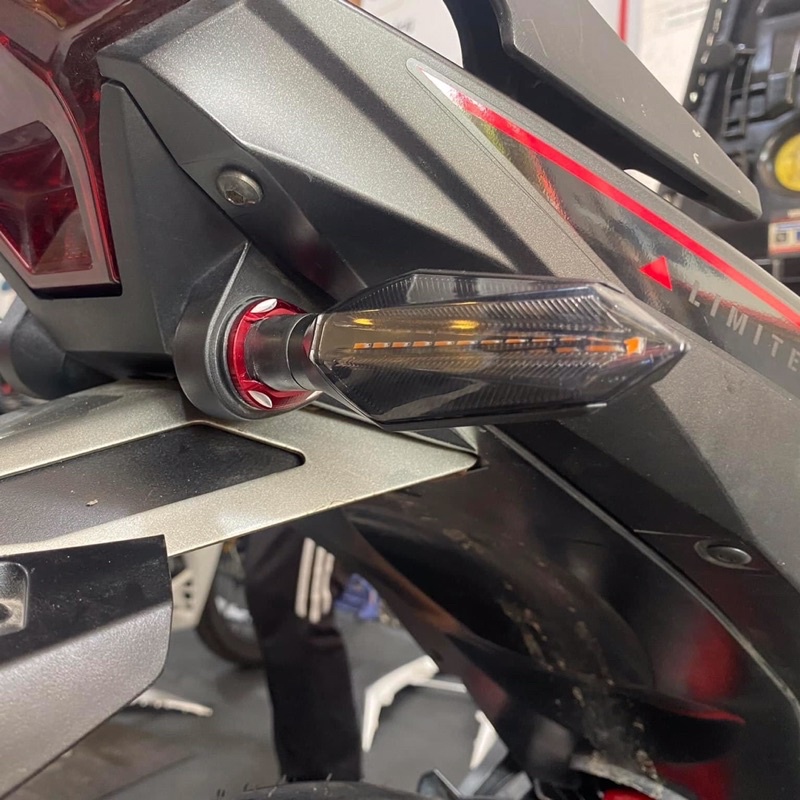 Xi nhan led Spirit Beast L17 chính hãng độ exciter 150, ex150 155 VVA, FZ150, MT15, Winner hiệu ứng Audi chạy đuổi