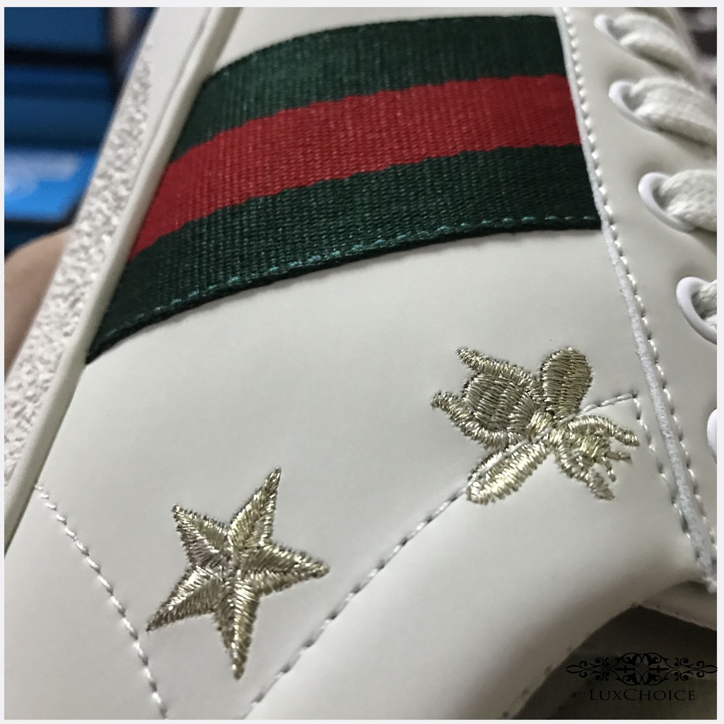 Giày ace màu trắng thêu ong sao