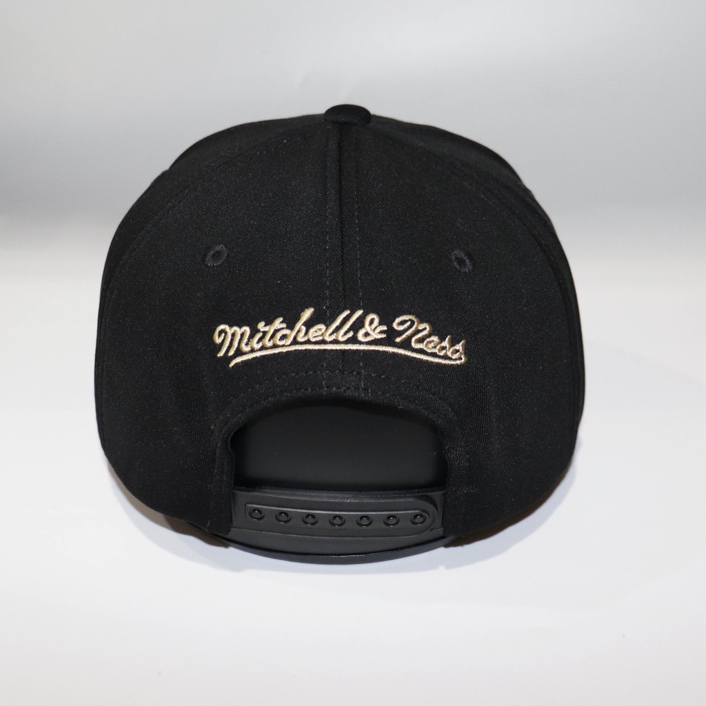 Nón NHS Snapback Bulls Chữ B Gold Huyền Thoại 2022 BULL006