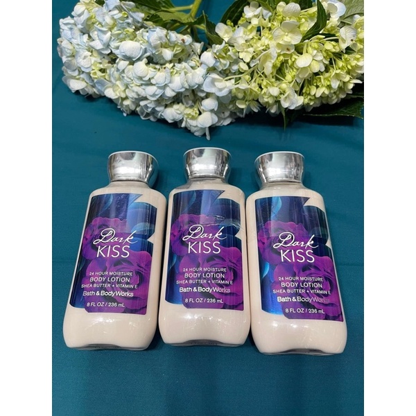 Dưỡng thể Bath and Body Works Dark Kiss (236ml)