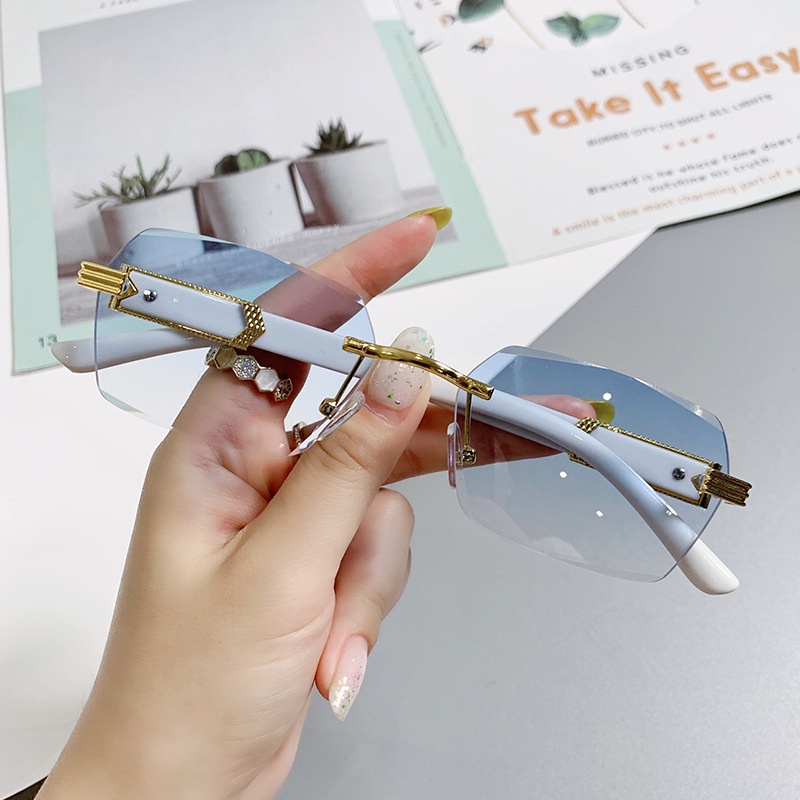 Kính Mát Nhiều Màu Không Viền Thời Trang