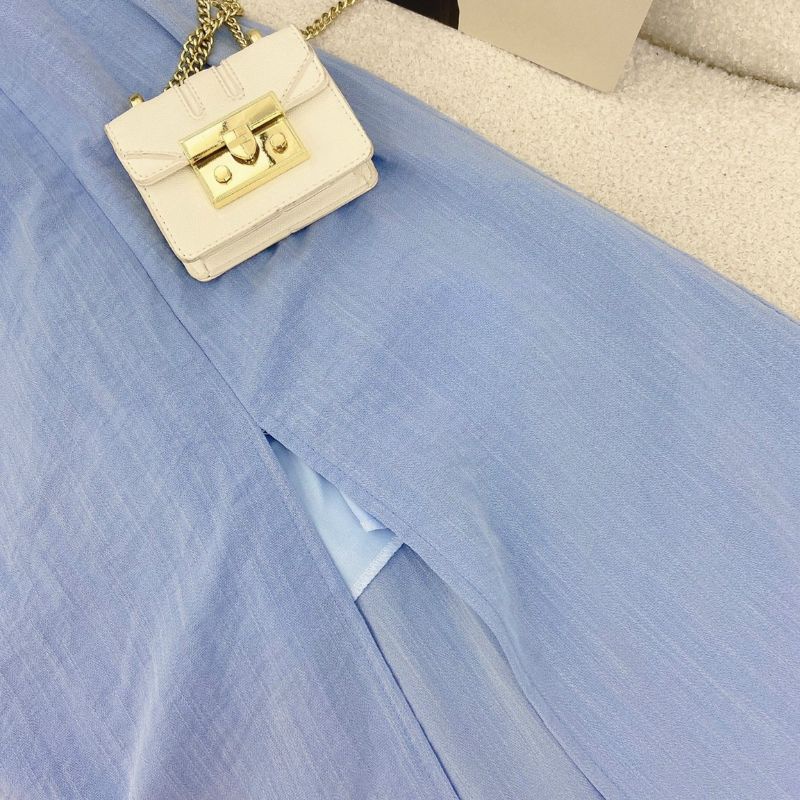 MAXI XANH RỚT VAI DÂY CỔ YẾM CUTOUT LƯNG BOCHUN