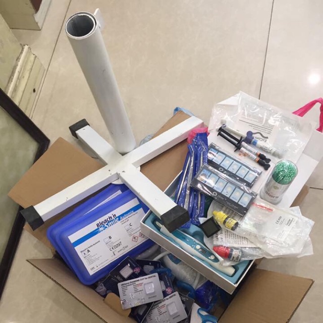 Chân đèn tẩy trắng