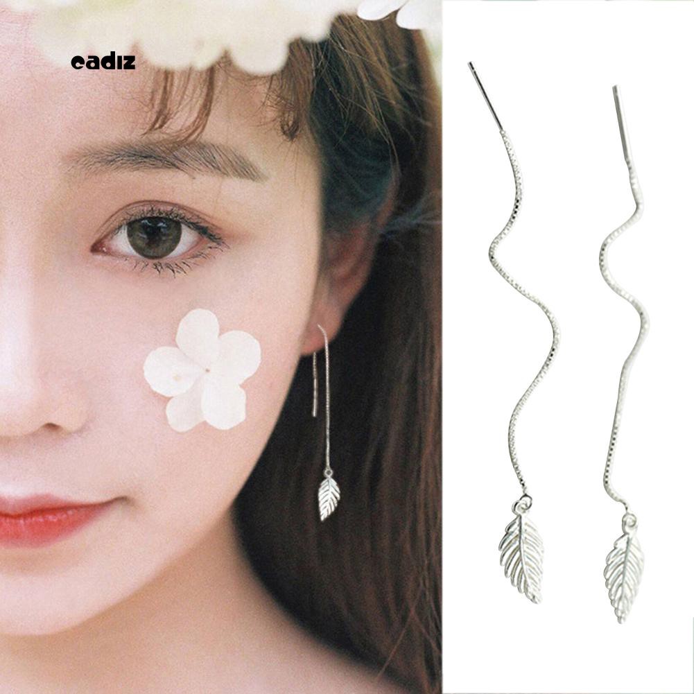 Hoa tai lủng lẳng hình chiếc lá , dài , thời trang nữ