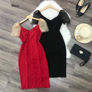 Đầm đen phối tay lưới đính ngọc