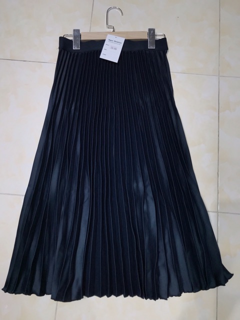 Chân váy xếp ly midi H&M màu đen ánh navy mẫu bán chạy nhất (Pleated Skirt) | BigBuy360 - bigbuy360.vn