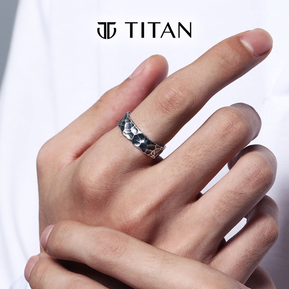 Nhẫn nam nữ họa tiêt vân đá, nhẫn thời trang hiphop màu bạc 925 ring titan freesize unisex cá tính không gỉ Titan Shop
