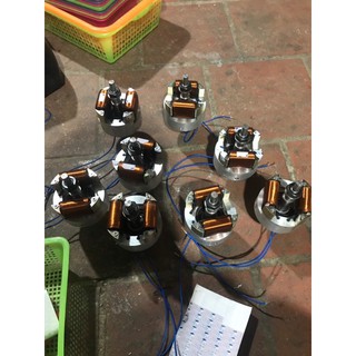 Cục phát điện gắn vào xe máy