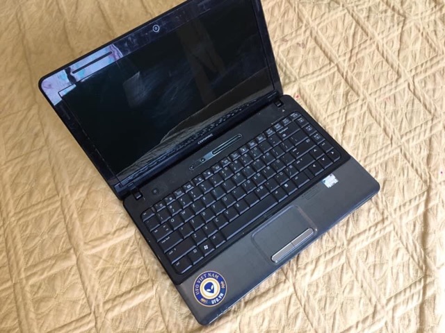 Laptop HP CQ35 bóng loáng thời trang văn phòng Camera nét mịn | BigBuy360 - bigbuy360.vn