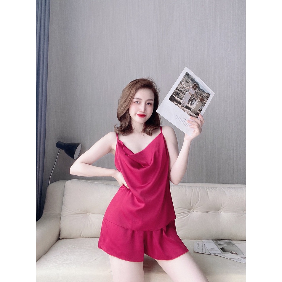 Đồ mặc nhà chất lụa satin kiểu cổ đổ, quần ngắn thoải mái, rộng rãi, chất vải đẹp, mát, ít nhăn, dưới 55kg | BigBuy360 - bigbuy360.vn