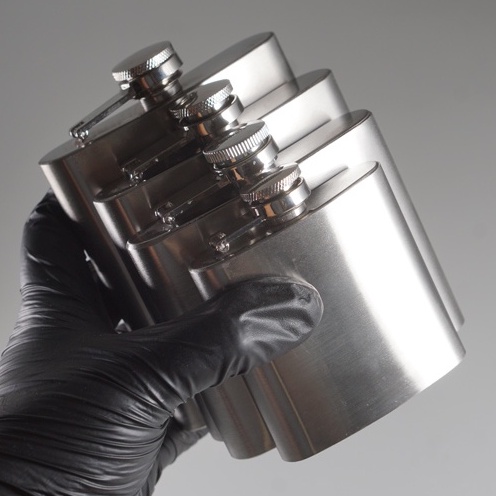 BÌNH ĐỰNG RƯỢU INOX MINI  - QUÀ TẶNG CHO NAM GIỚI ĐỒNG NGHIỆP - ideashop