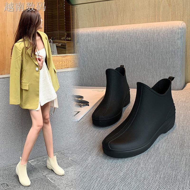 Giày Boot Đi Mưa Cổ Thấp Chống Trượt Giữ Ấm Phong Cách Nhật Bản Thanh Lịch Sành Điệu | BigBuy360 - bigbuy360.vn