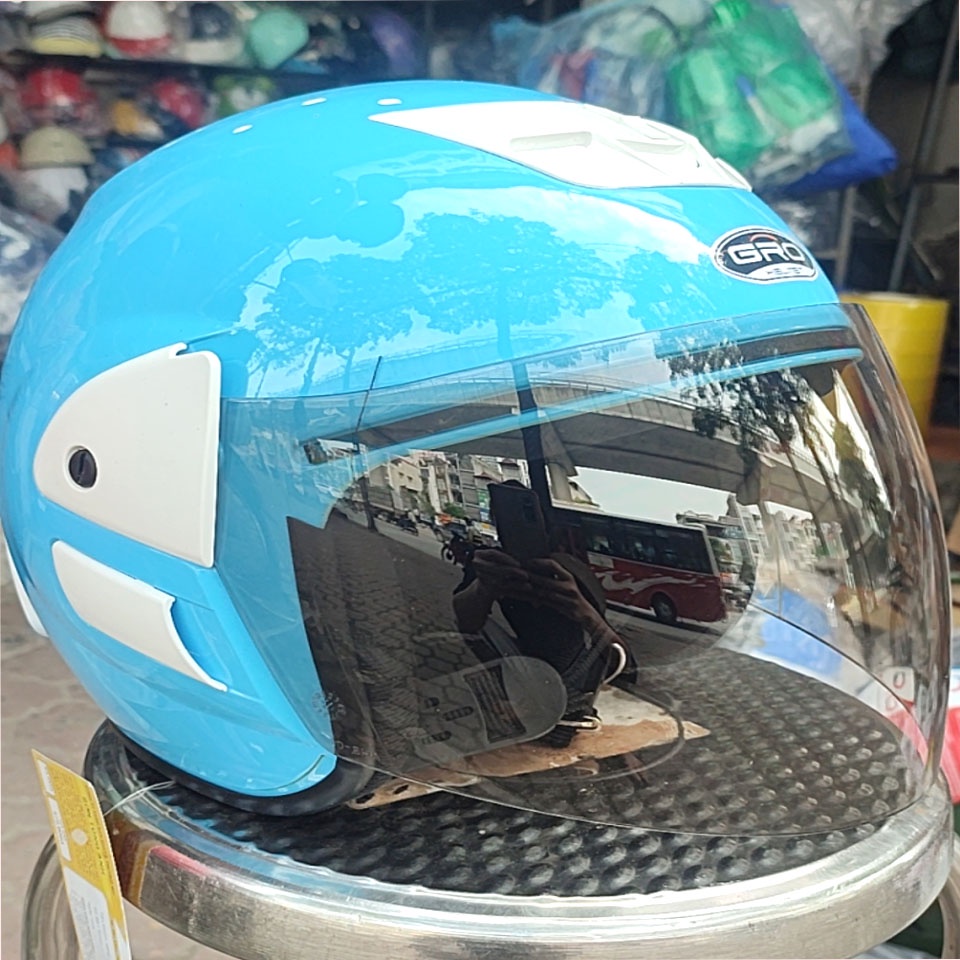 Mũ bảo hiểm chính hãng 3/4 có kính cho Nam  GRO cao cấp - Kiểu dáng 3/4 màu xanh rêu