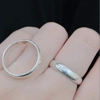 Nhẫn trơn bạc ta