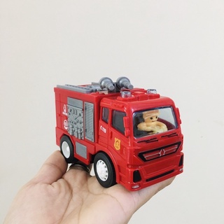Xe ô tô cứu hỏa chuyển động cho bé