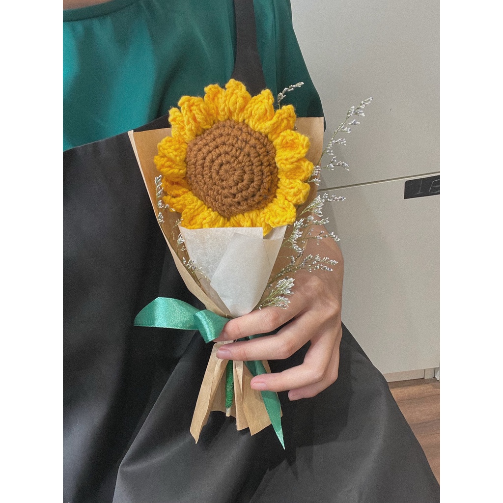 Bó hoa hướng dương bằng len làm quà tặng | Giấy gói ngẫu nhiên