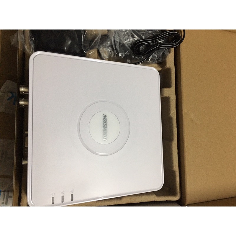 Đầu thu camera 8 cổng IP HIK