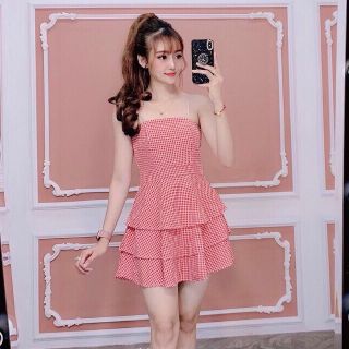 Đầm 2 dây tầng