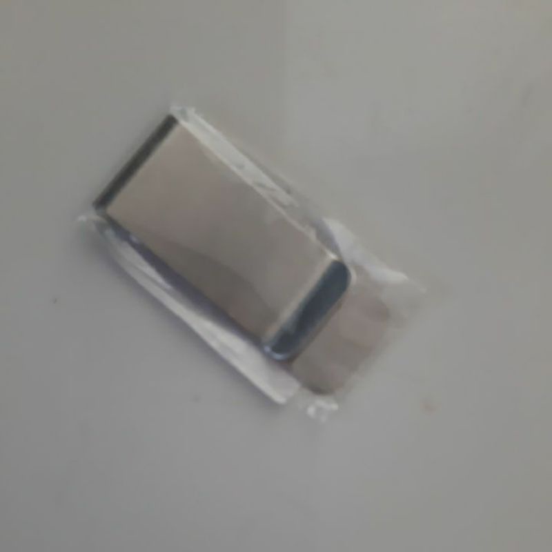 Dung cụ kẹp tiền