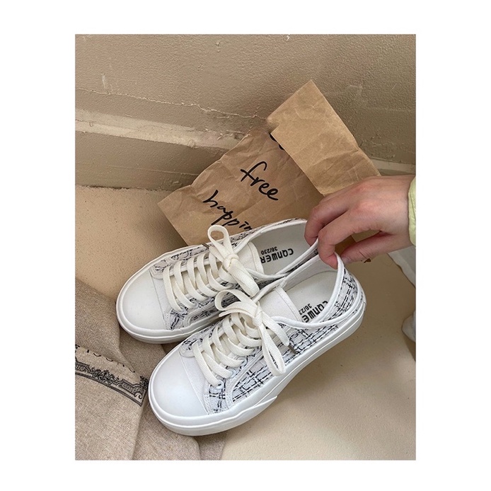 Giày thể thao đế bánh mì đeo 2 kiểu, giày đạp gót đế cao 3p