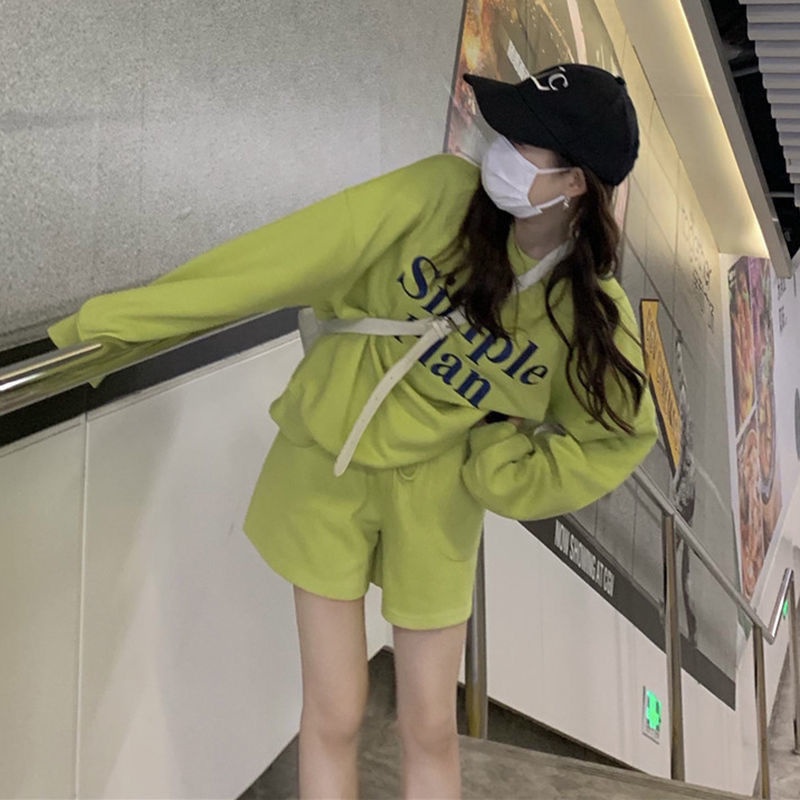 COZOK Set áo thun tay dài in chữ + quần short thời trang cho nữ