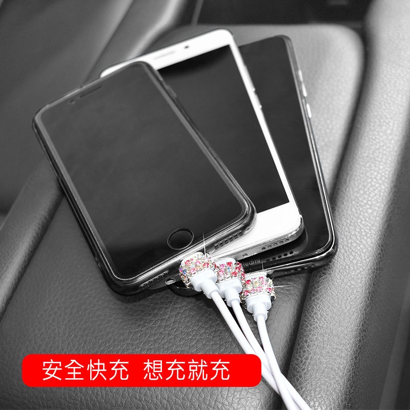 Tẩu sạc nhanh đính đá sang trọng cho xe hơi