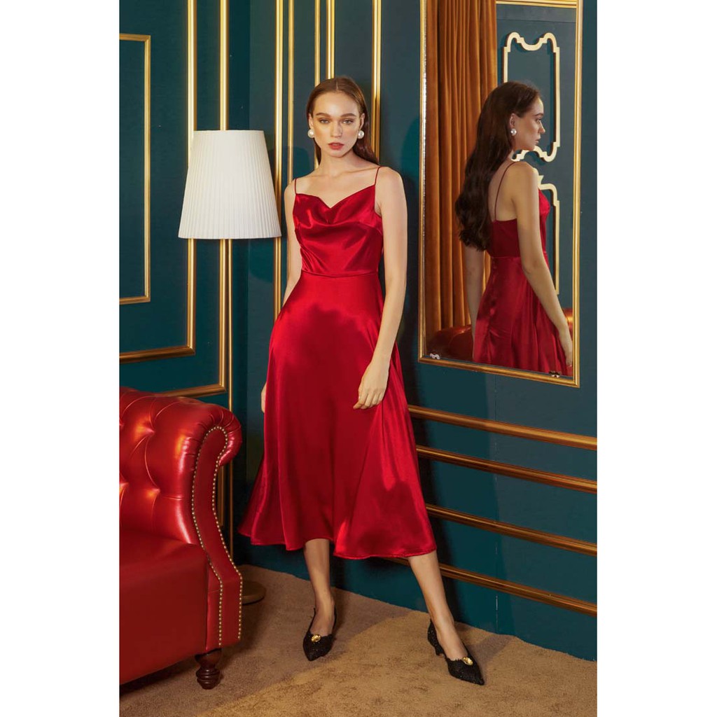 COCO SIN - Đầm 2 Dây Lụa Đỏ Cổ Đổ
