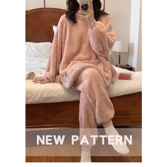 Bộ ngủ lông gấu hoodie hồng Unisex  from rộng lông mượt mà siêu ấm phong cách hàn quốc