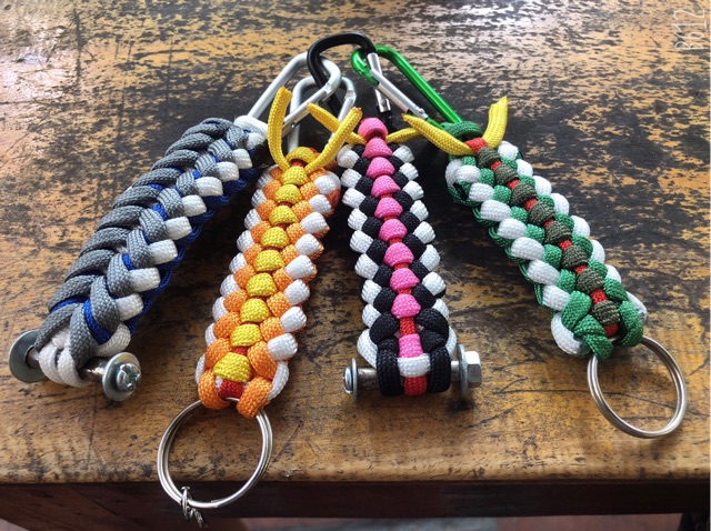 Paracord Key Chain - Móc Khoá Dây Sinh Tồn