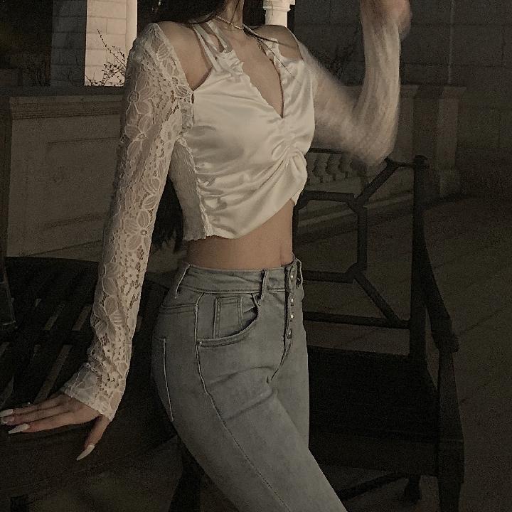 Áo kiểu COZOKC dài tay cổ chữ V phối ren dáng ôm phong cách quyến rũ