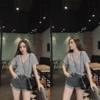Phông cổ v xẻ tà