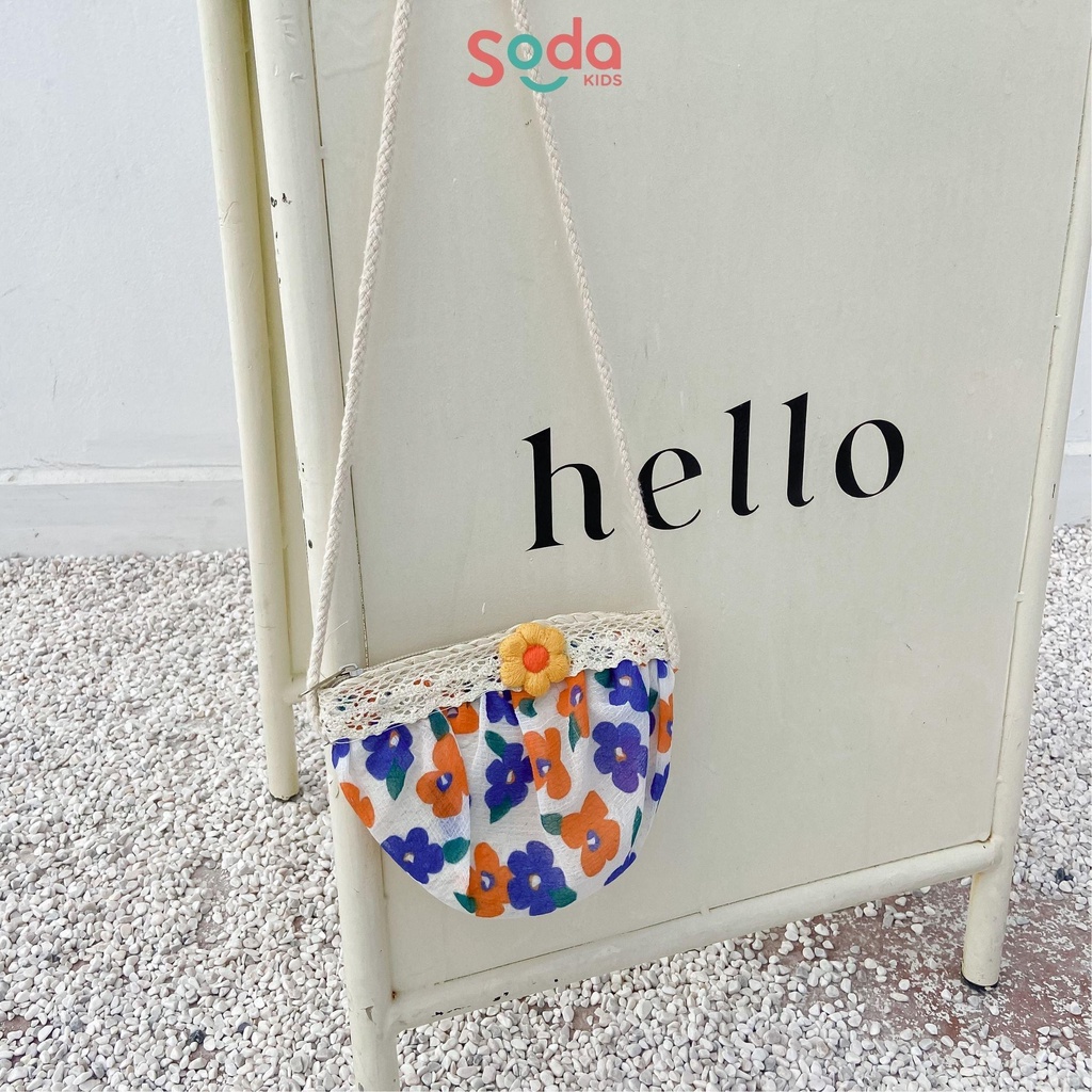 Túi vải đeo chéo cho bé SODA KIDS hoạ tiết hoa nhí summer phong cách Hàn Quốc, dây đeo có thể điều chỉnh