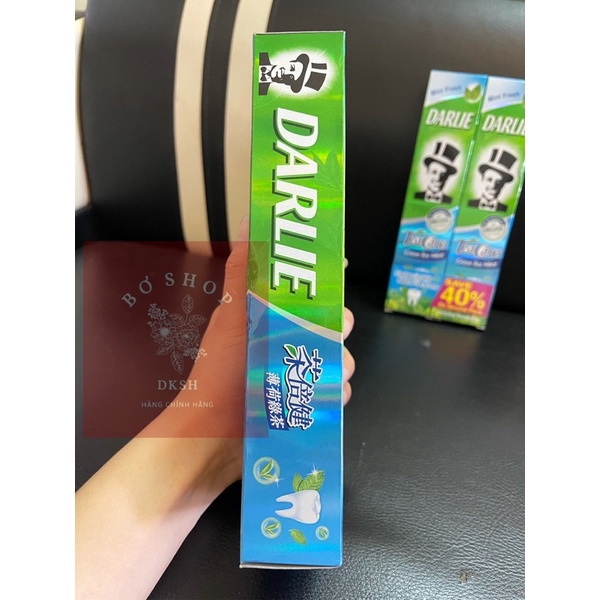 COMBO 2 Tuýt Kem Đánh Răng Ông Tây Đen Darlie Tea Care 160g & Charcoal Clean 140g.