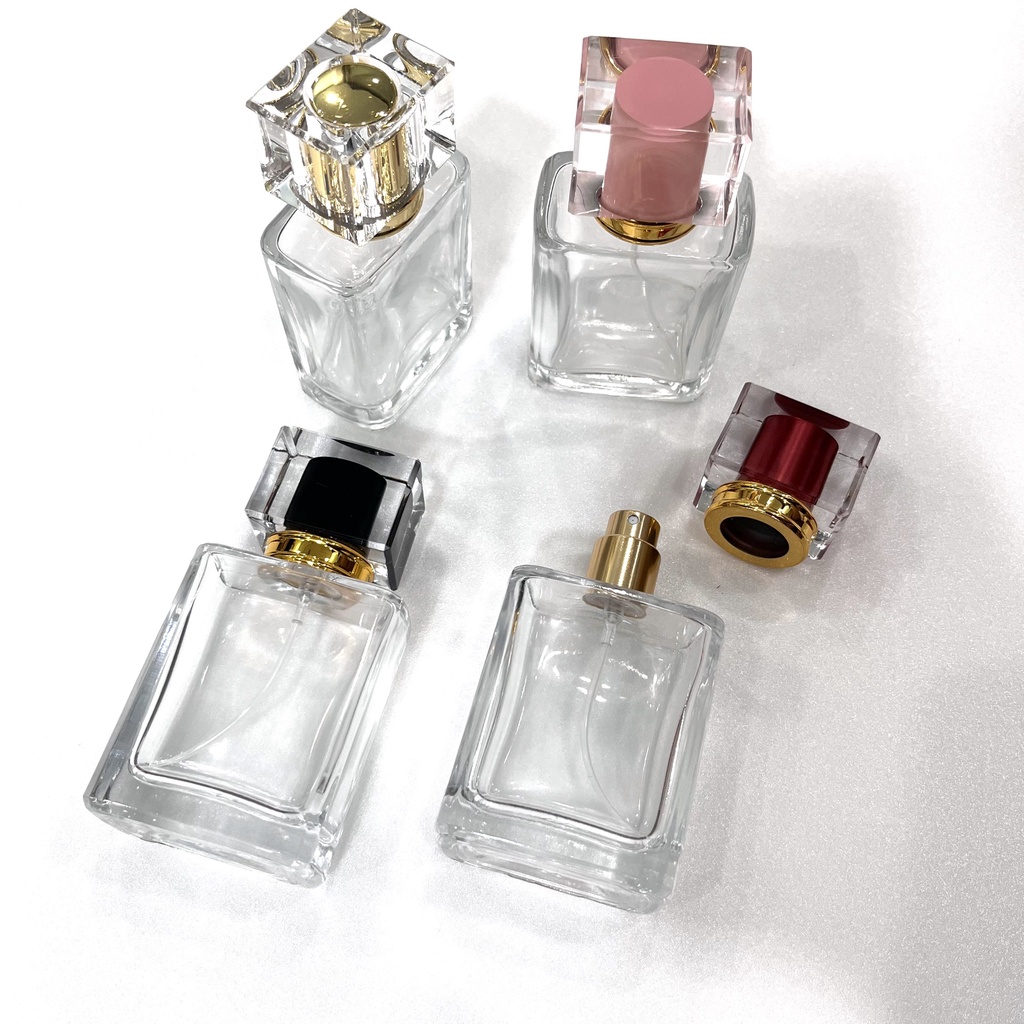 Chai-Lọ Đựng Nước Hoa Cao Cấp-Nắp Màu Trong Suốt-Thân Vuông Giáng Cao-Dung Tích 50ML